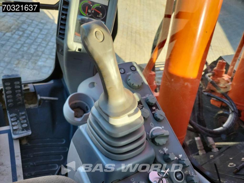 Hitachi ZX225 USLC-5B Photo 29