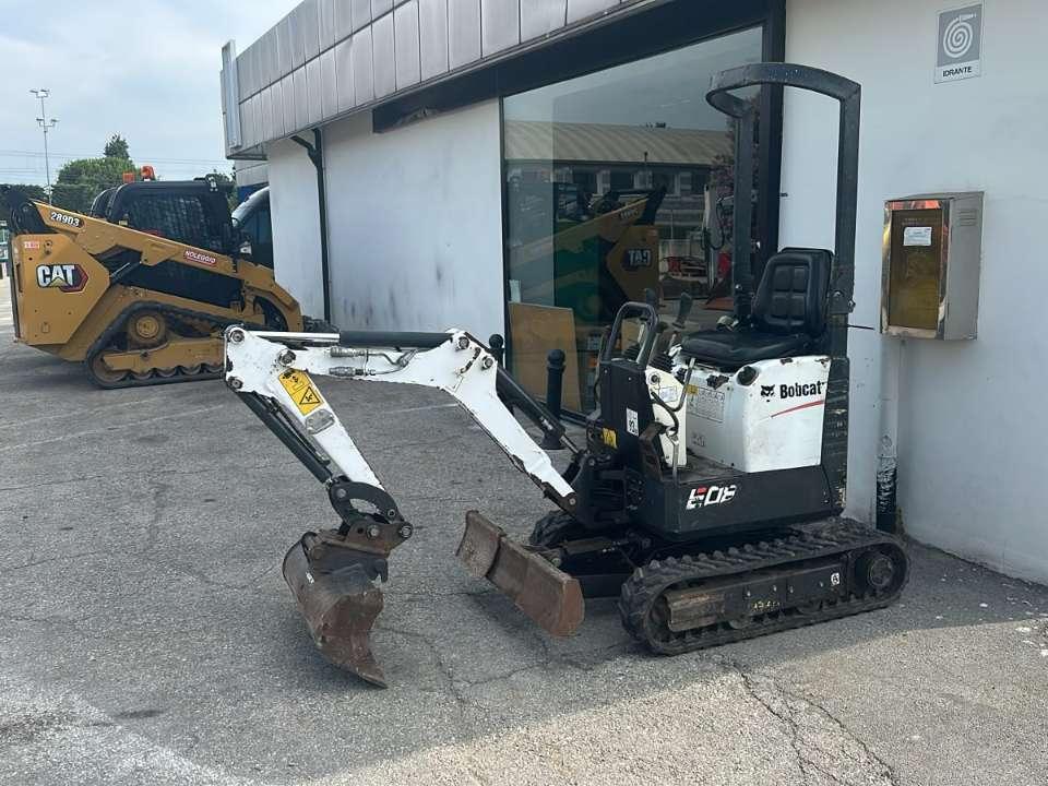 Bobcat E 08 Photo 1