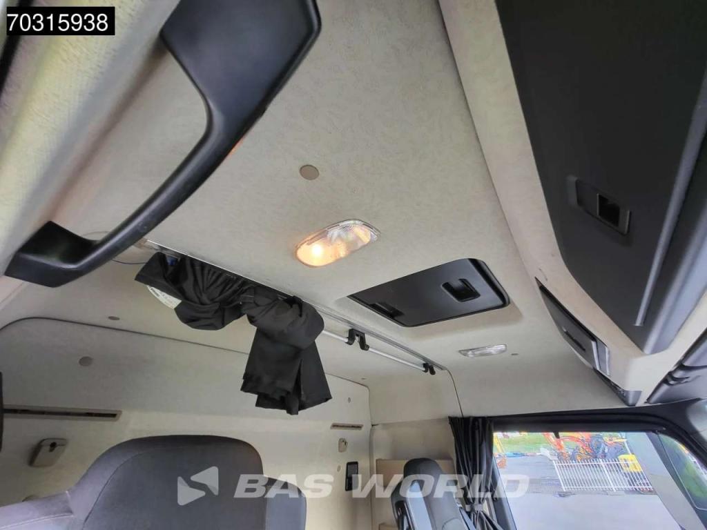 Mercedes-Benz Actros 1843 4X2 ClassicSpace Retarder Photo 25