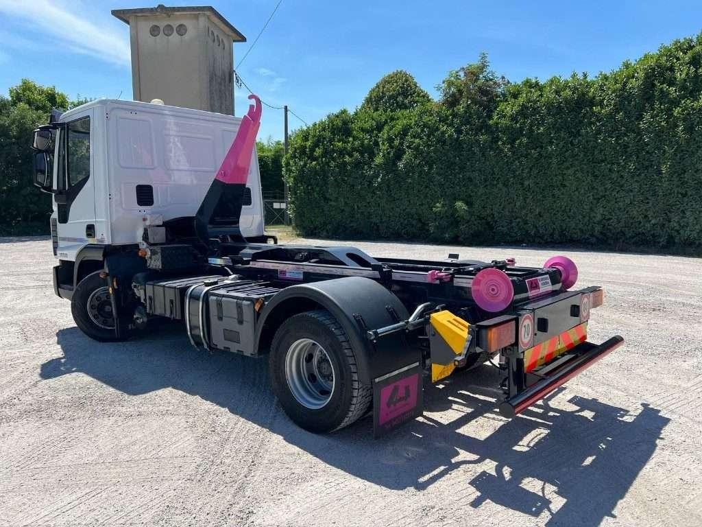 Iveco 120EL18 SCARRABILE Photo 4