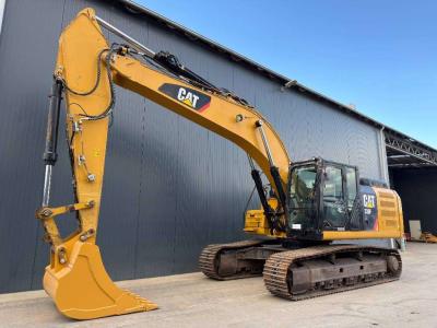 Caterpillar 330F LN sold by Smitma B.V.
