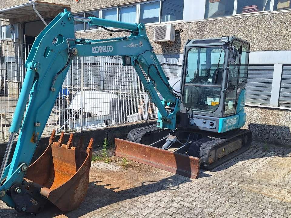 Kobelco SK45SRX-6 Photo 4