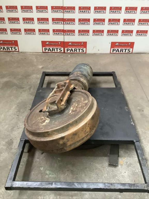 Track adjuster spring for New Holland E 385 Photo 2