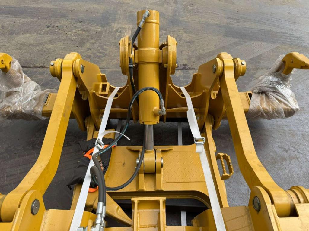 Caterpillar 12M-2 12M-3 140M-2 140M-3 160M-2 Ripper Photo 9