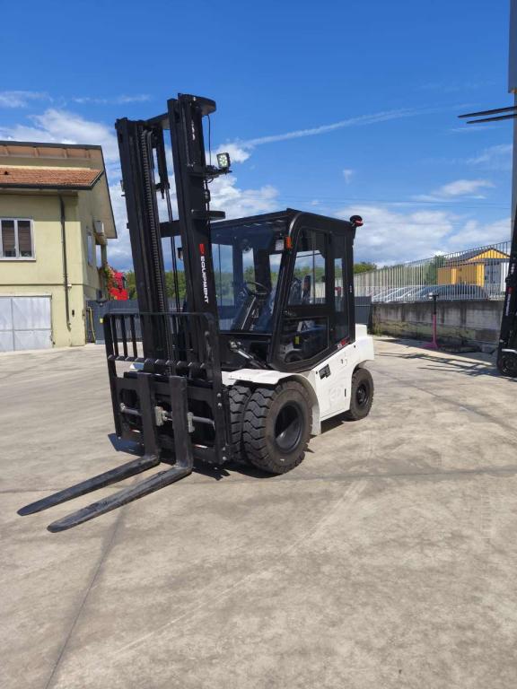 EP Equipment EFL553-HV6 Photo 1