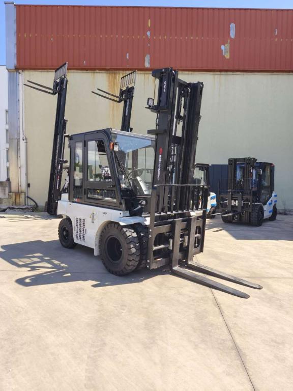 EP Equipment EFL553-HV6 Photo 2