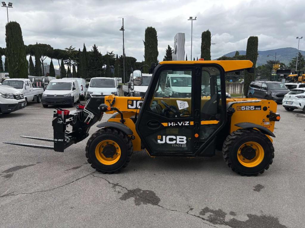 JCB 525-60 Hi-Viz Photo 1