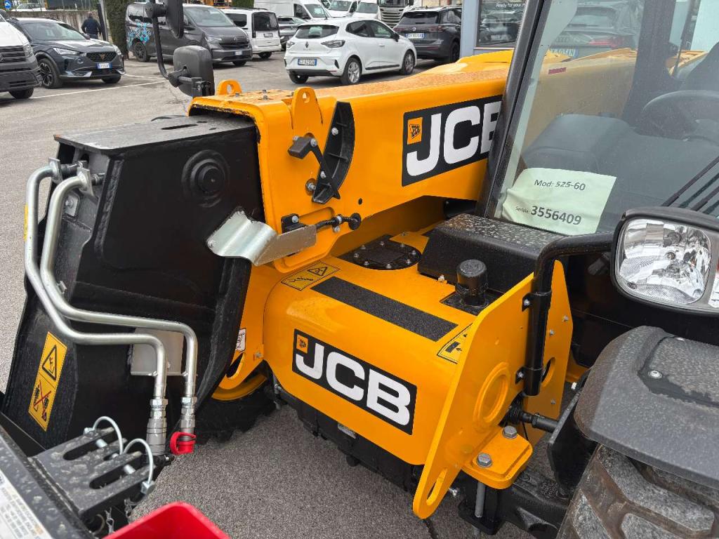JCB 525-60 Hi-Viz Photo 21