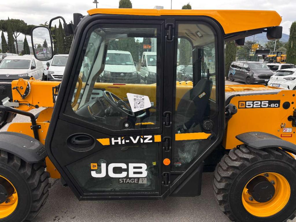 JCB 525-60 Hi-Viz Photo 23