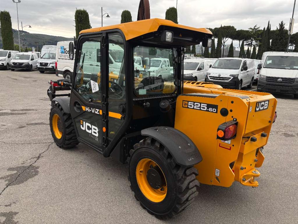 JCB 525-60 Hi-Viz Photo 3