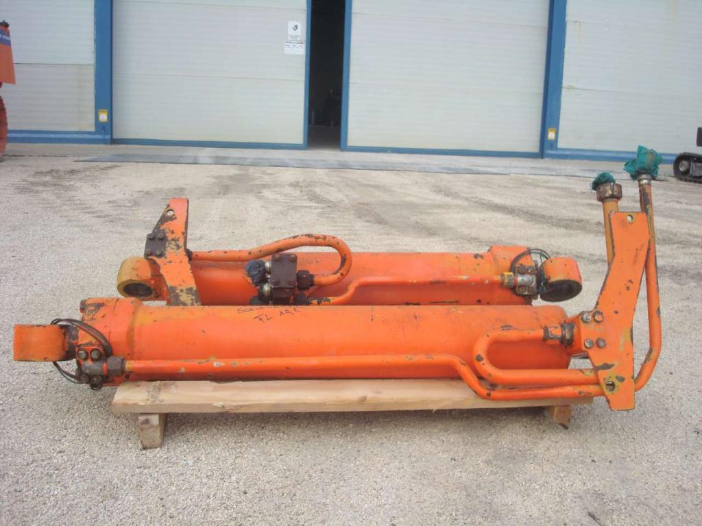 Lifting piston for Fiat Allis FL14E Photo 3