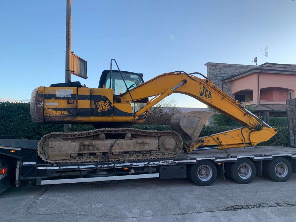 JCB JS160 Photo 1
