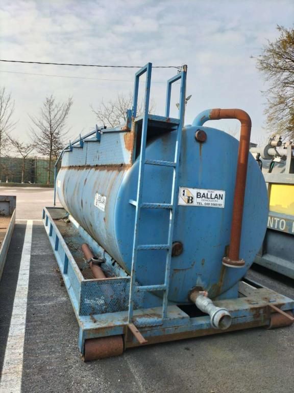 CASSONE CON BOTTE Tank (equipment) Photo 2