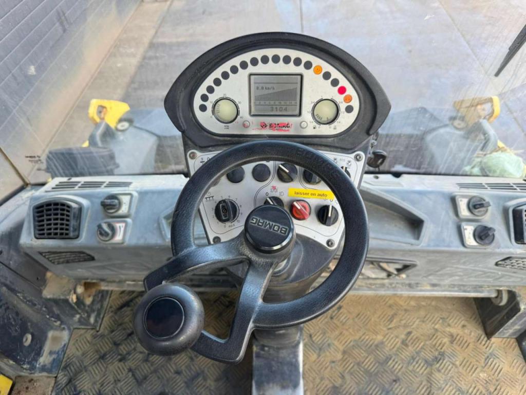 Bomag BW141AD-5 Photo 17