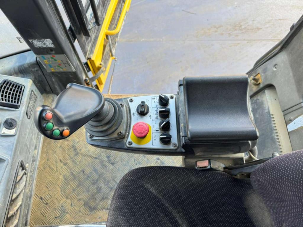 Bomag BW141AD-5 Photo 19