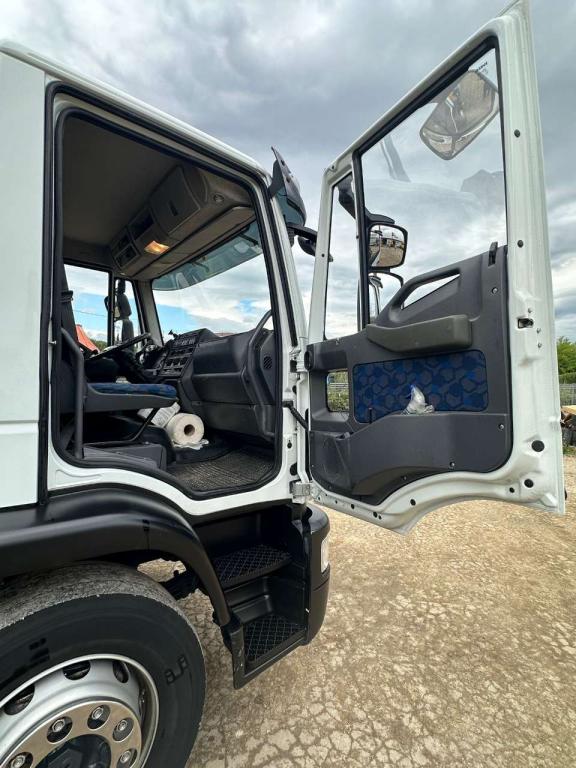 Iveco 190 EL 28 Photo 20