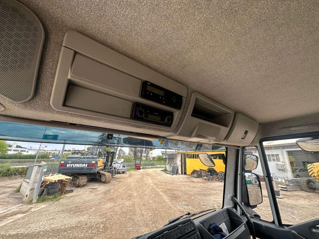 Iveco 190 EL 28 Photo 5