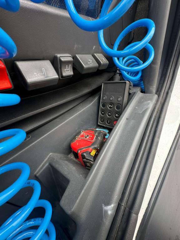 Iveco 190 EL 28 Photo 9