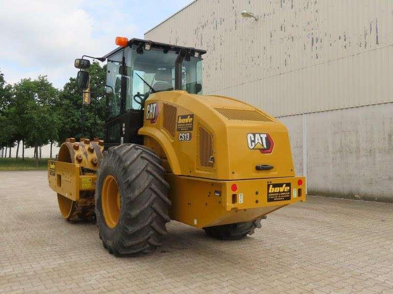 Caterpillar CS66B Photo 4