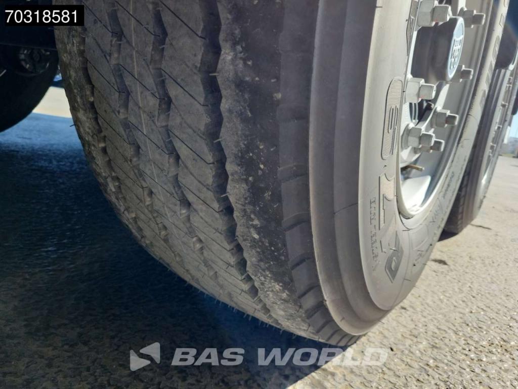 Kässbohrer XS 3 axles Lift Axle ALU Photo 16