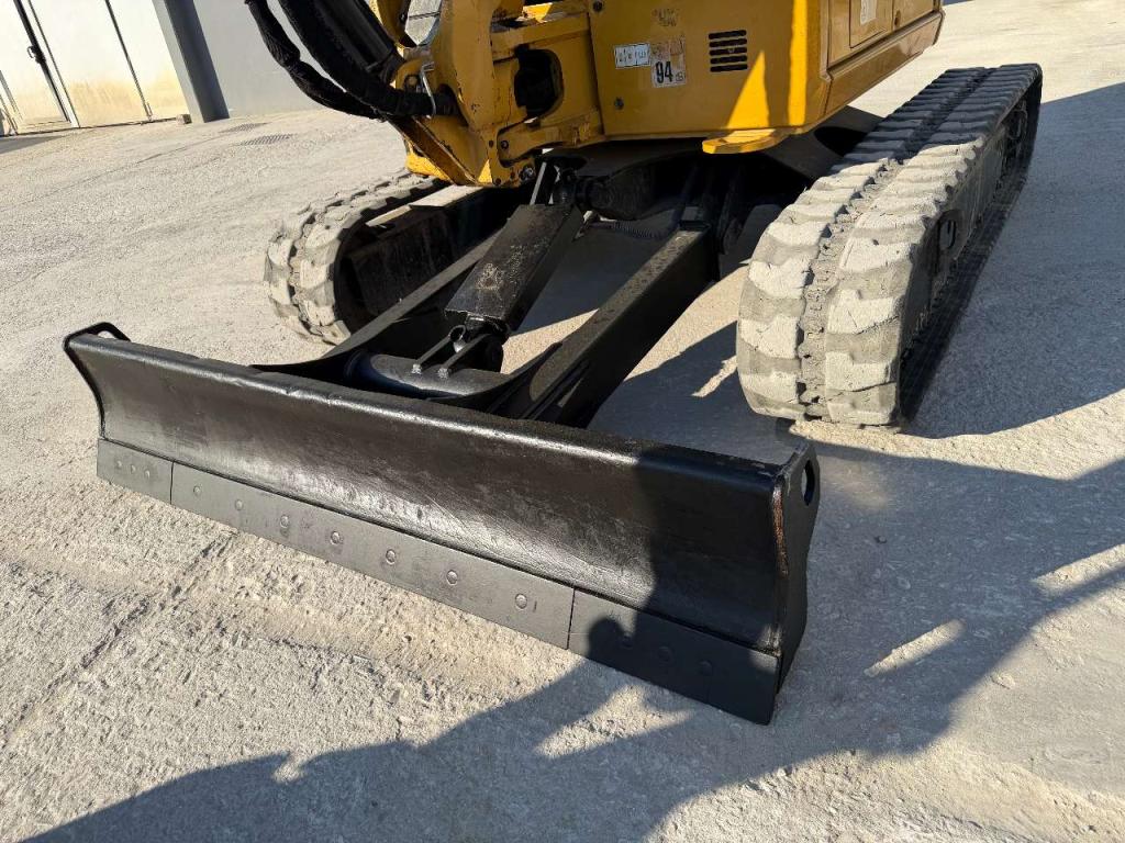 Caterpillar 303.5 CR Photo 7