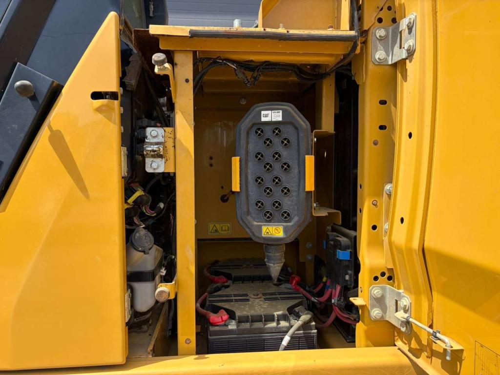 Caterpillar 323 07A Photo 30