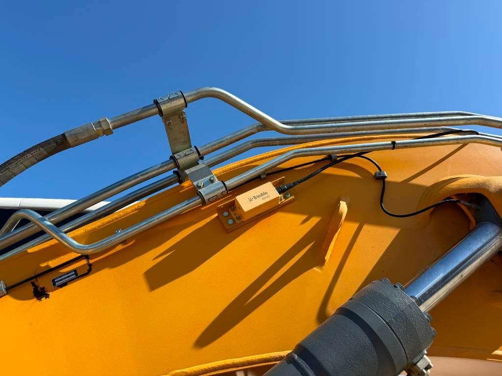 Liebherr R926LC - 15 Meter / GPS Prepaired / German Machine Photo 17