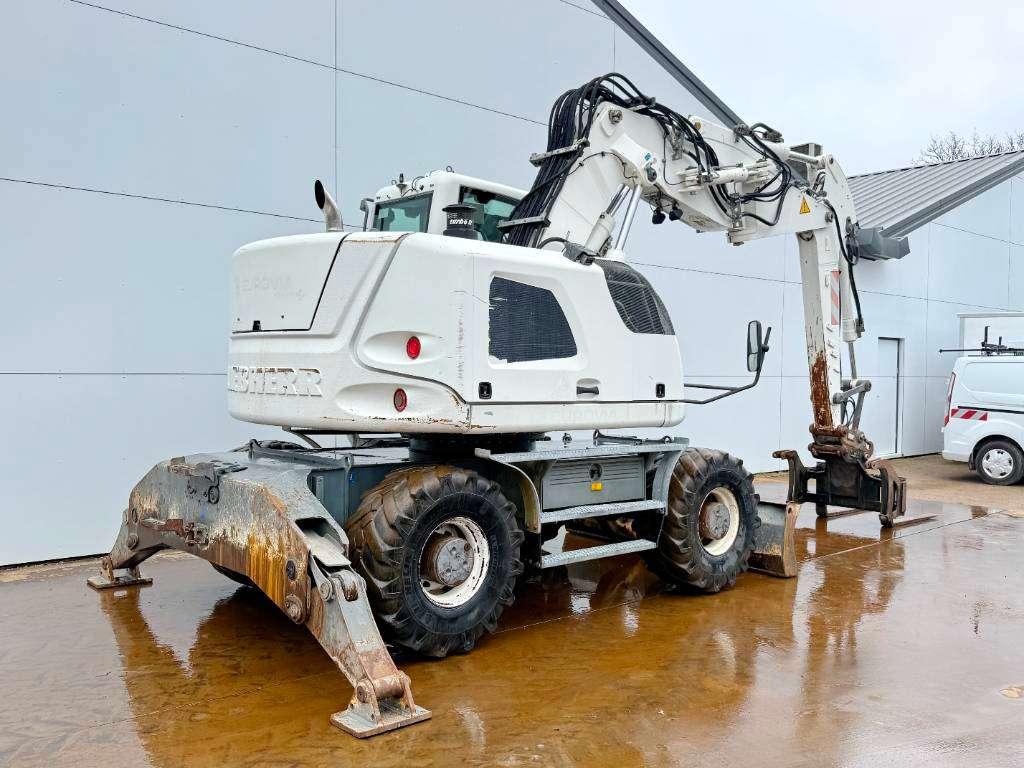 Liebherr A914 Compact - Triple Boom / Many extra attachment Photo 5