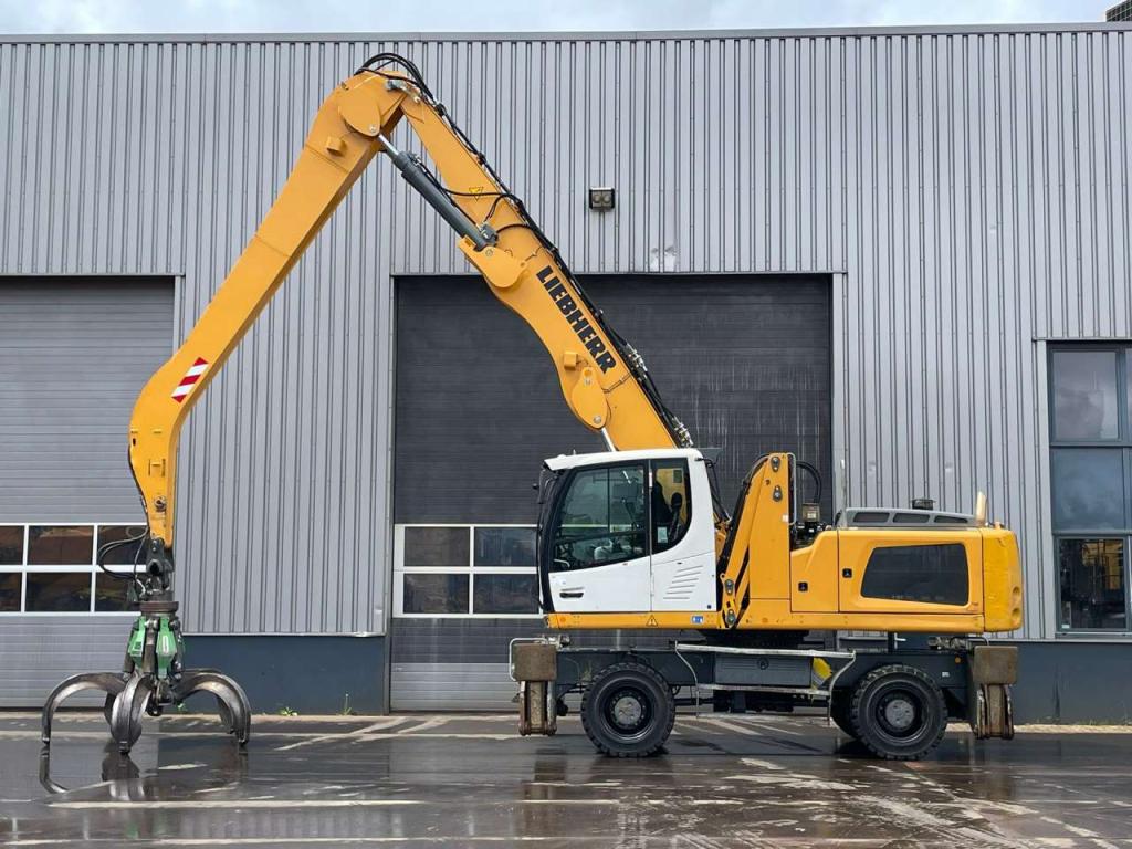 Liebherr LH30 M - Material Handler Photo 2
