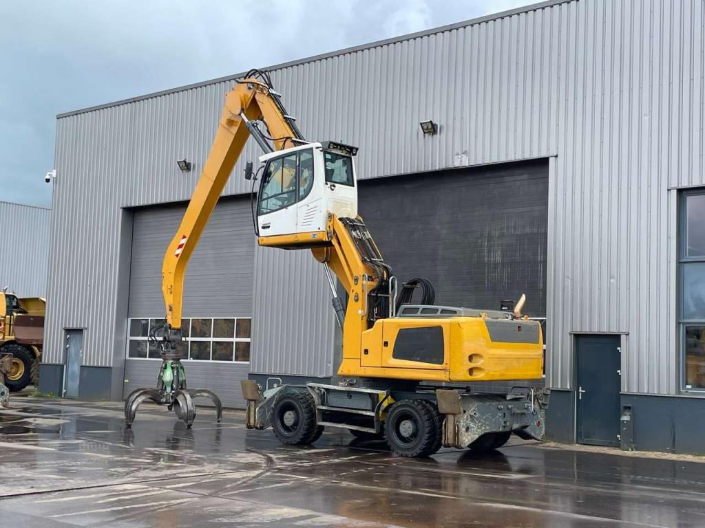 Liebherr LH30 M - Material Handler Photo 3