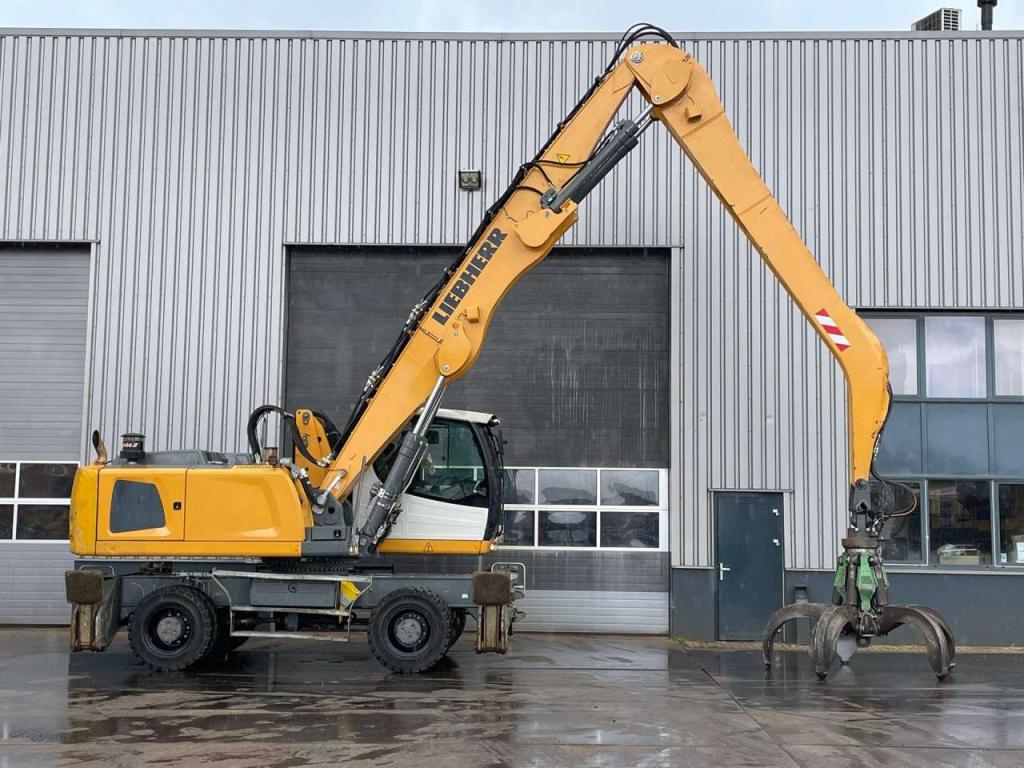 Liebherr LH30 M - Material Handler Photo 7
