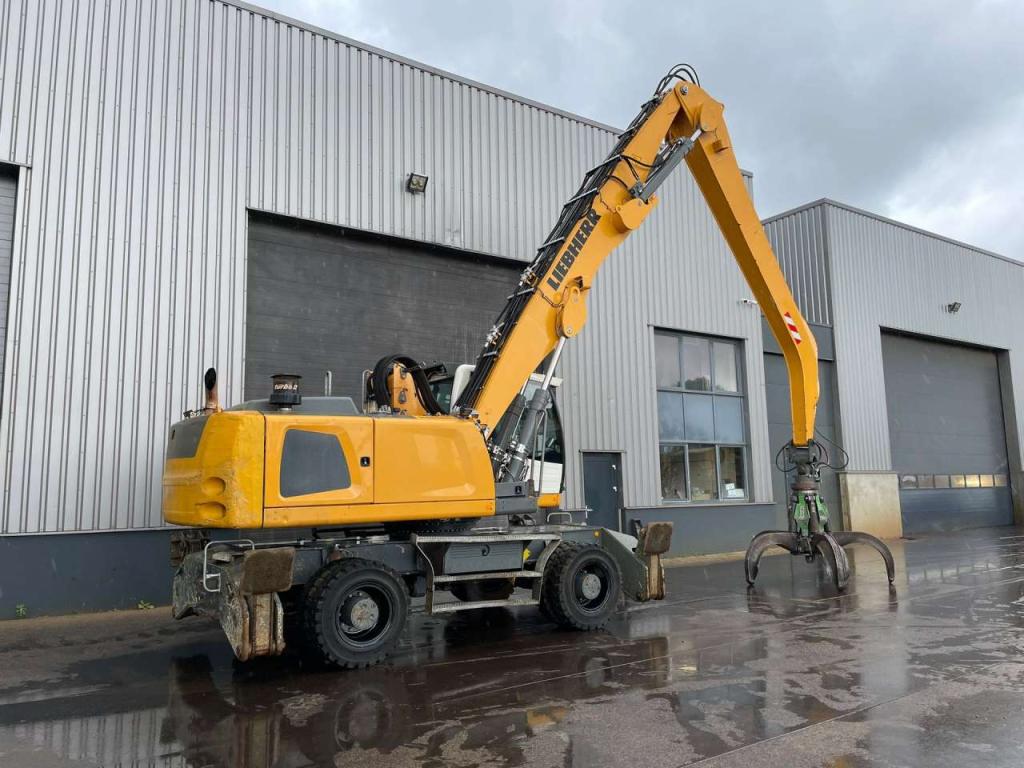 Liebherr LH30 M - Material Handler Photo 8