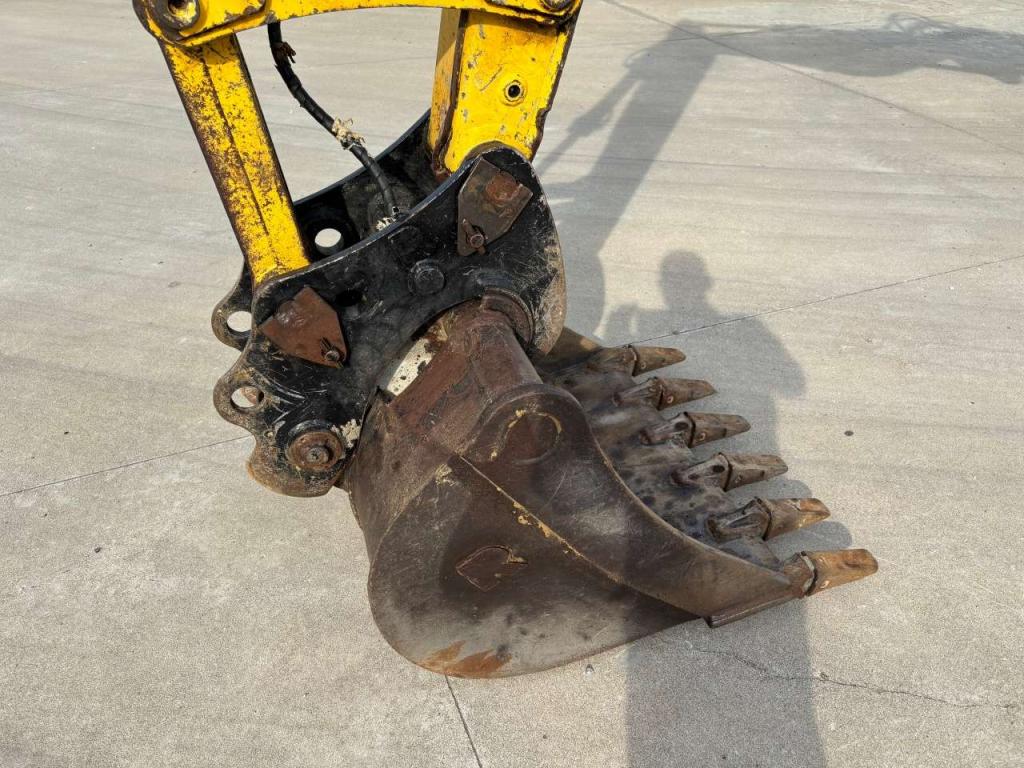 Komatsu PC 118 Photo 8