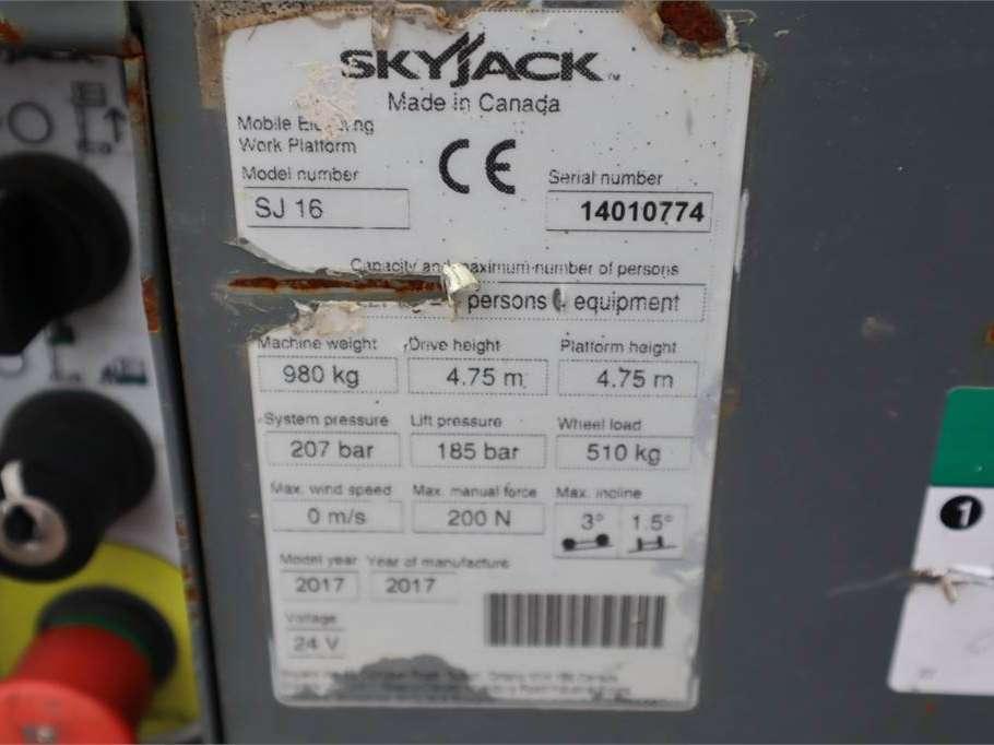 SkyJack SJ16 Electric Photo 10
