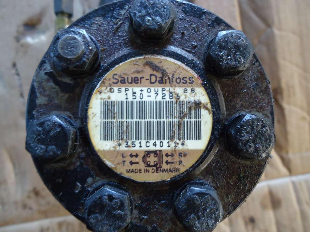 Steering gear box for Fiat Hitachi W130 Photo 2