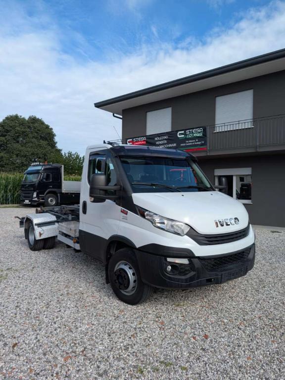 Iveco Daily 72C18 Photo 7