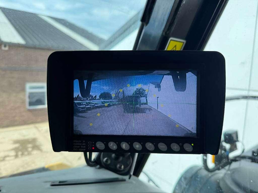 Caterpillar 772G - Automatic Greasing / Body Heating Photo 12
