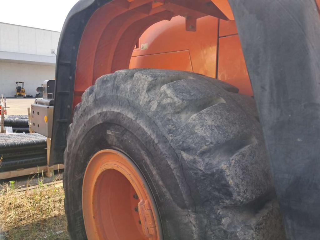 Doosan DL300 Photo 6
