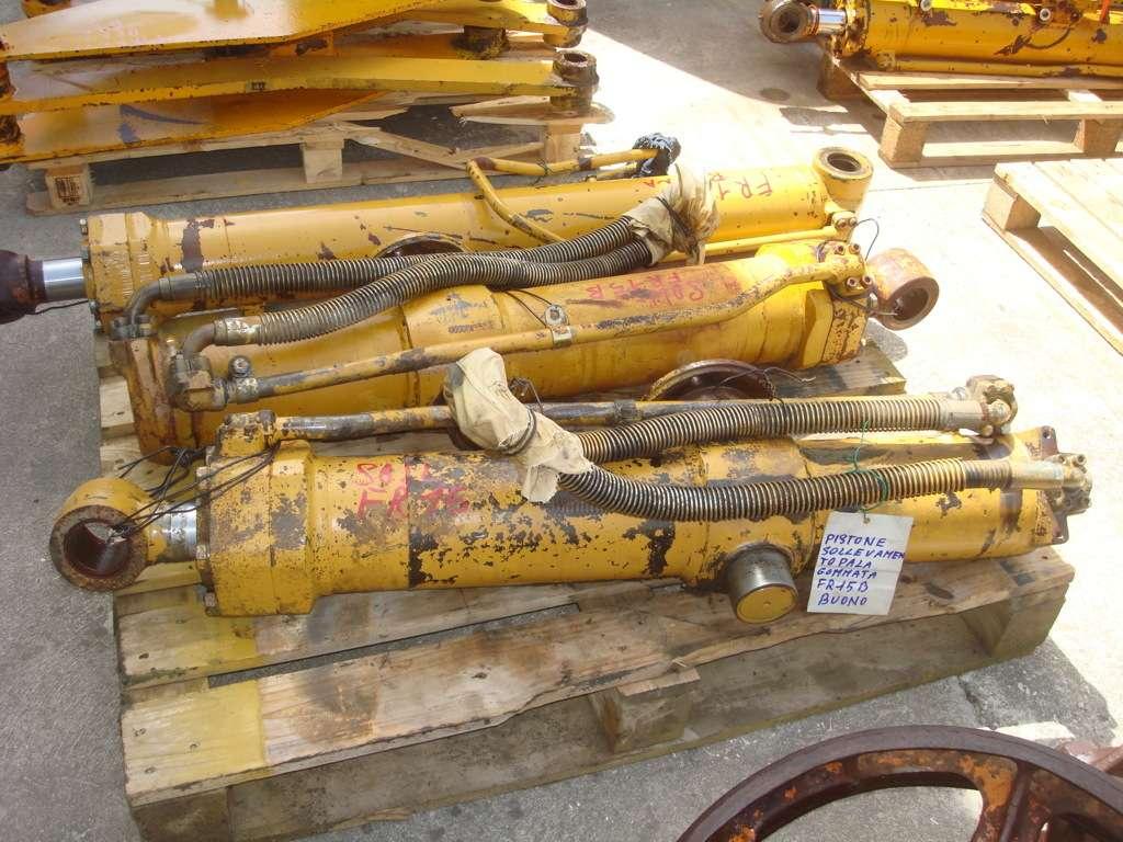 Lifting piston for PALA GOMMATA FR15B Photo 3