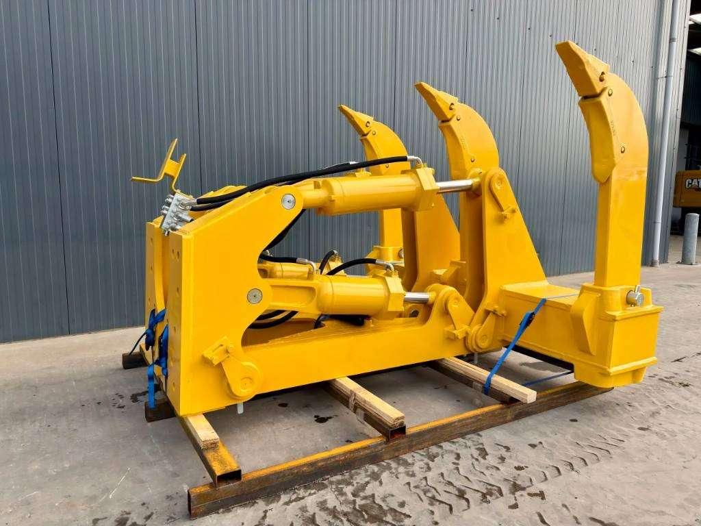 Komatsu D155 Photo 13
