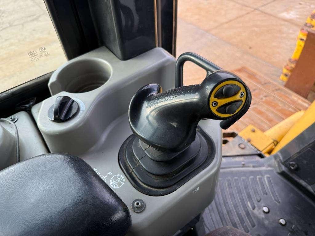 Komatsu D61PXi-24 - GPS System / Folding Blade Photo 11