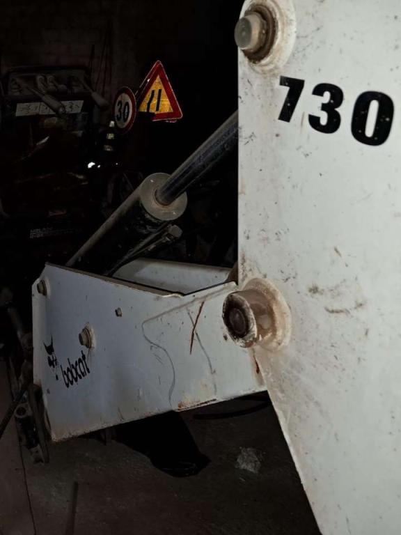 Bobcat 730S Photo 4