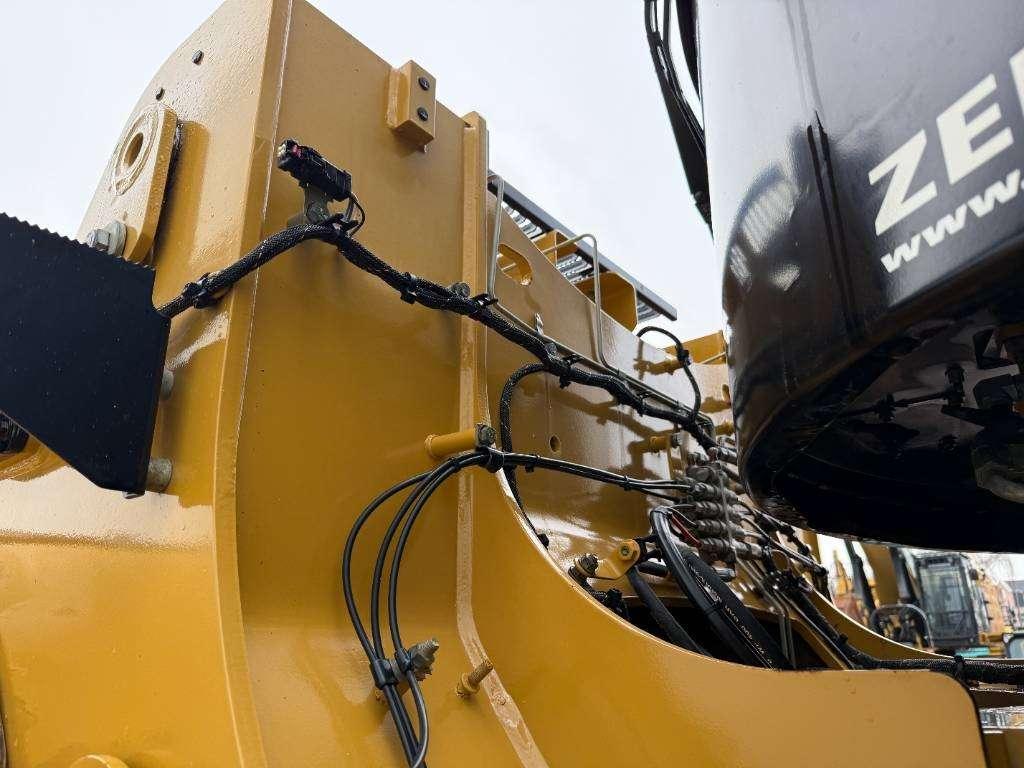 Caterpillar 966M - German Machine / Automatic Greasing Photo 26