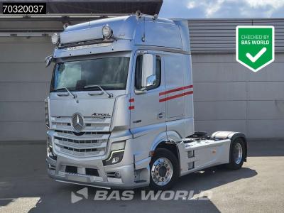 Mercedes-Benz Actros 1963 Actros 4X2 GigaSpace Retarder Full-Air 2xTanks Alcoa's ACC Navi sold by BAS World B.V.
