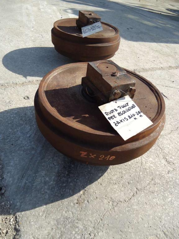 Idler wheel for Hitachi ZAXIS 210N - 240N Photo 1