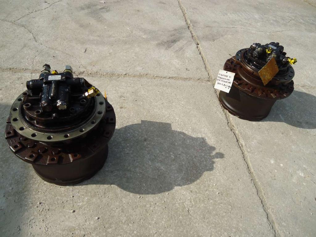 Idler wheel for Hitachi ZAXIS 210N - 240N Photo 3