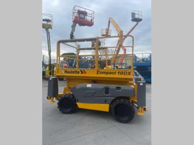 Haulotte COMPACT 10DX sold by Centro Usato Srl