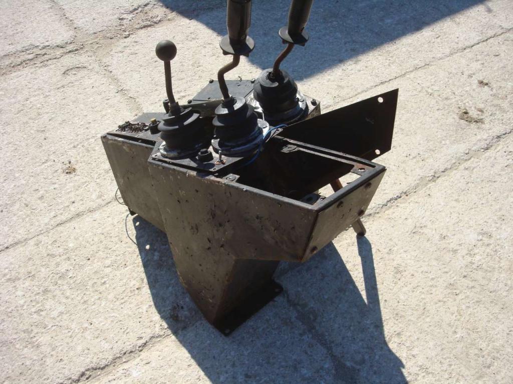Manipulator for Fiat Allis FE18-FE20-FE28 Photo 2