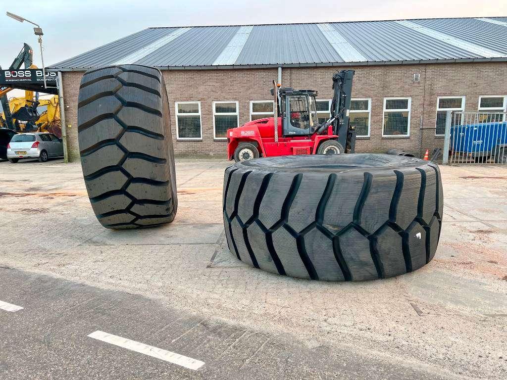 Michelin X Mine D2 45/65R45 Tyre Photo 4