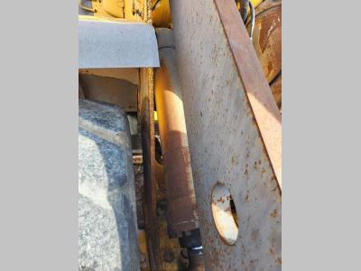 Volvo left lifting hydraulic cylinder 11107855 for Volvo L110E, L110F, L120E sold by Balavto